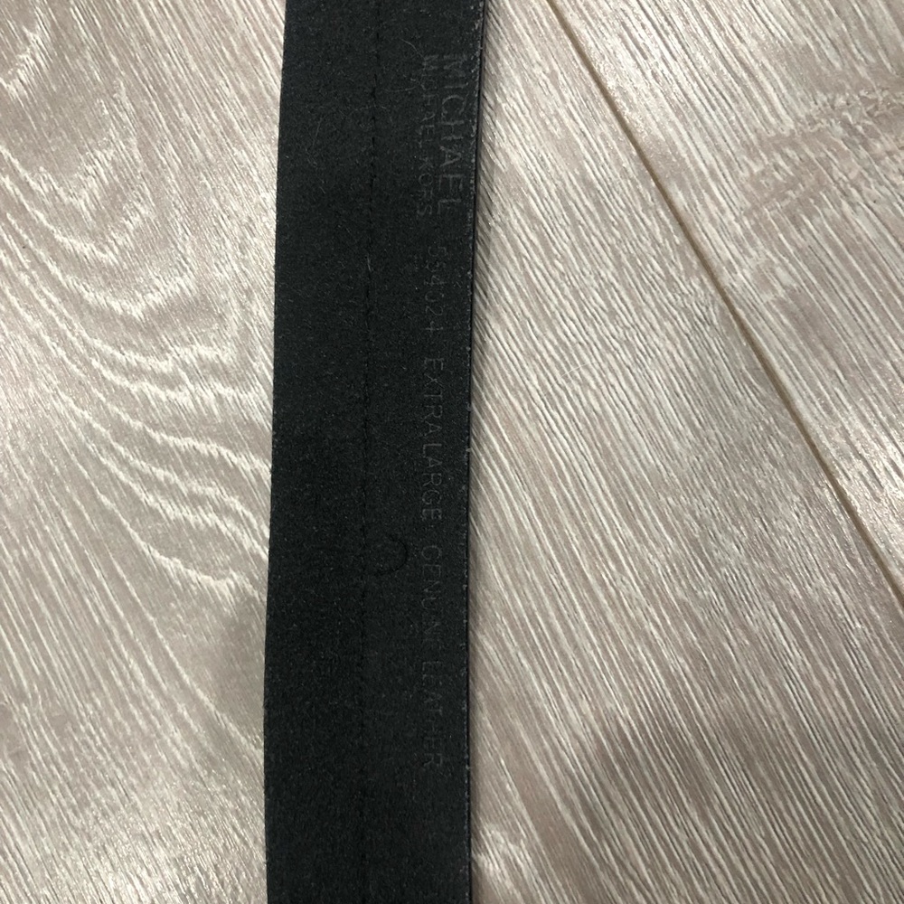 Michael Kors leather belt - Picture 3 of 4